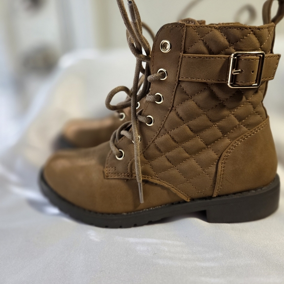 The Children's Place Girls Quilted Brown Boots Sz. 1 - Picture 7 of 7